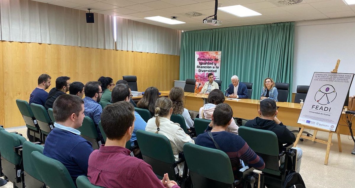 uhu_igualdad's tweet photo. 🔈 En el día de ayer celebramos la inauguración de la 2 promoción FEADI, Formación Universitaria para la mejora de la empleabilidad y la autonomía de personas con discapacidad intelectual, del desarrollo y/o del espectro autista.
#uhu #feadi https://t.co/F9zMQ4zsL8