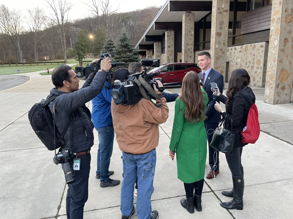 Good morning #PA17!!! Polls are now open! Enjoyed speaking to the press bright and early before casting my vote! 🇺🇸 🗳