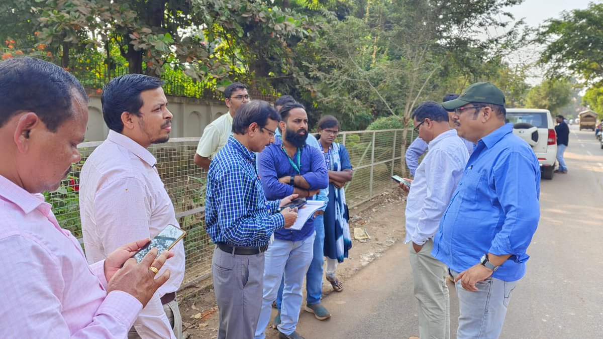 ବାଲିଯାତ୍ରା ପୂର୍ବ ରୁ ସାତ୍ତ୍ୱିକ୍ ସୋଲ୍ ସଙ୍ଗଠନ ଦ୍ଵାରା  "ପ୍ଲାଷ୍ଟିକ ମୁକ୍ତ ବାଲିଯାତ୍ରା" ର ବାର୍ତ୍ତା ଦେବା ପାଇଁ  ସଫେଇ ଅଭିଯାନ ସହ <a href="/CMCCuttack/">CMC,Cuttack</a>, <a href="/rto_cuttack/">RTO CUTTACK</a> ଓ <a href="/CuttackDM/">DM Cuttack</a> ସହିତ ମିଶି କିପରି ଲୋକ ମାନଙ୍କୁ ଏକକ ପ୍ଲାଷ୍ଟିକ୍ ବ୍ୟବହାରରୁ ନିବୃତ୍ତ ଓ ସଚେତନ କରାଯିବ ତାହା ପାଇଁ ବିଶେଷ ଆଲୋଚନା ମଧ୍ୟ କରା ଯାଇଥିଲା।