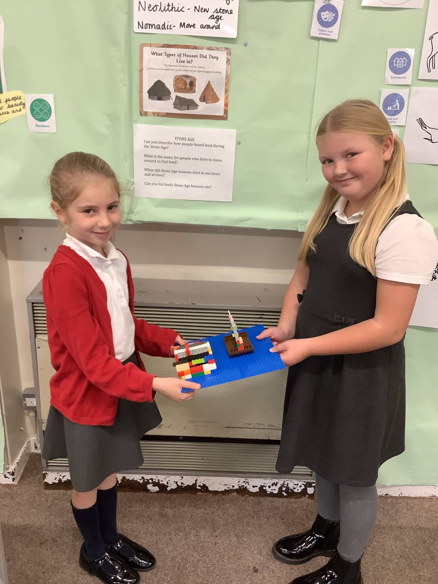 maple_yacademy's tweet photo. We made log boats and roundhouses with Lego. https://t.co/FvpbBbxtFH