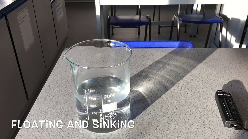 ThomasKaunzner's tweet photo. Please feel free to book a lesson if your child needs support with floating and sinking. https://t.co/cDuvY9uTjt #GCSE #gcsetutor #gcsescience #science #sciencetutor #sciencetuition #Physics #physicstutor #forces #gcse2023 #floating #sinking https://t.co/SjyfFqjBJ1