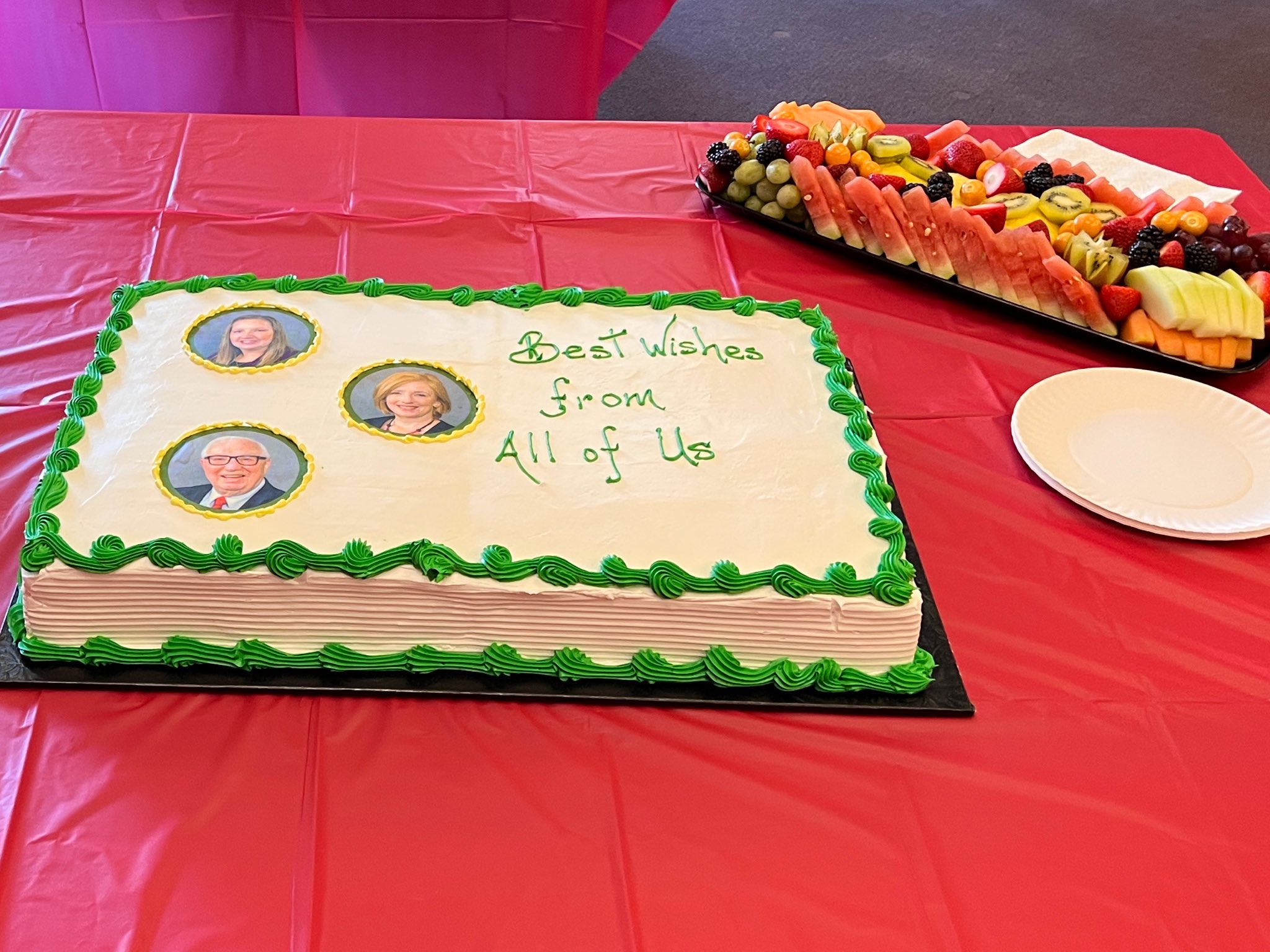 Berry Vrbanovic on Twitter "Ahead of our final meeting, we had the opportunity to recognize our