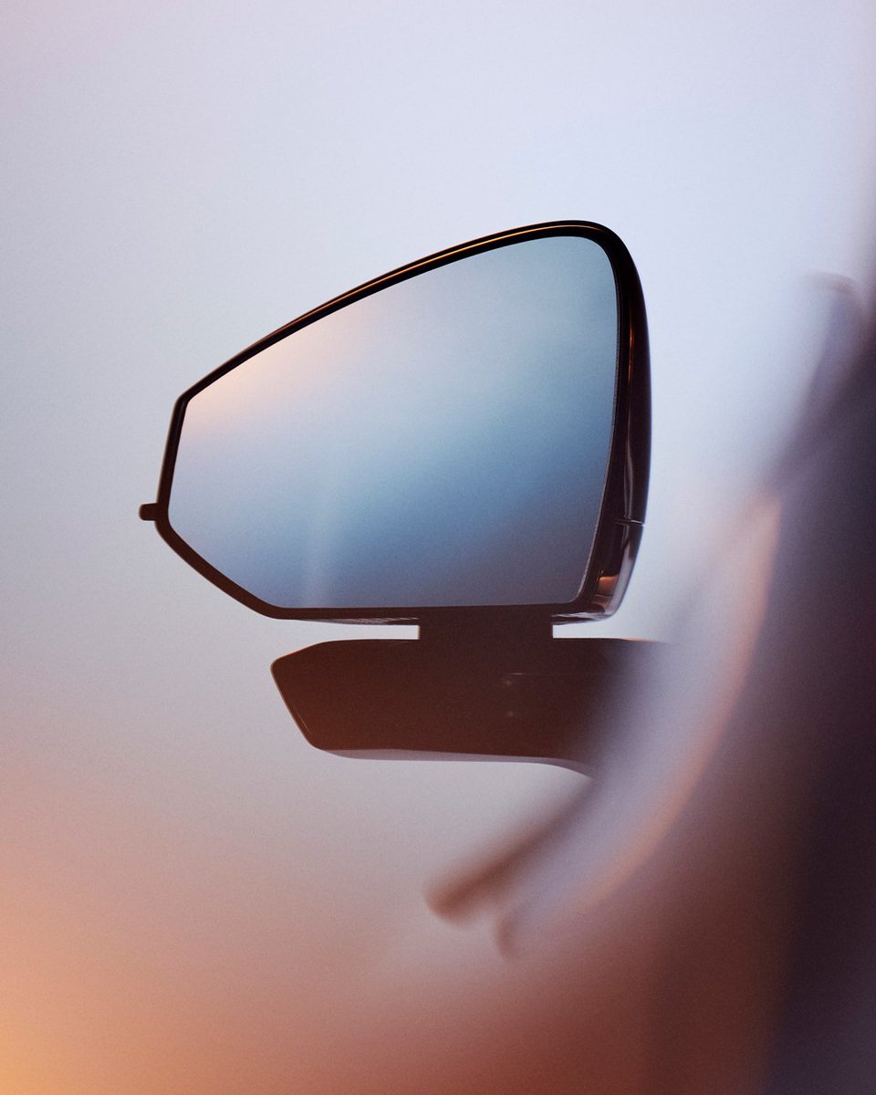 Prawie 100 lat dbania o bezpieczeństwo właśnie nabrało nowego kształtu. Bądź z nami 9 listopada o godzinie 15:00 polskiego czasu: youtu.be/WzkVAGPXVyY

#VolvoEX90 #SafetyInMind