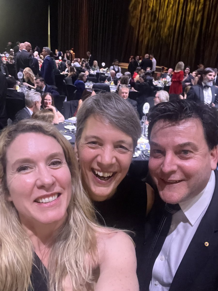 nervecentrals's tweet photo. Great night #AmChamCelebrate with friends Michelle Simmons, winner of the 2022 Amcham Quantum award  @ClareECaldwell @tegancox @NerveCentralSYD @magxcite @Sydney_Uni with @BrainMind_Usyd partners #Brookfield  @Sydney_Uni https://t.co/LVpjFwOcmD