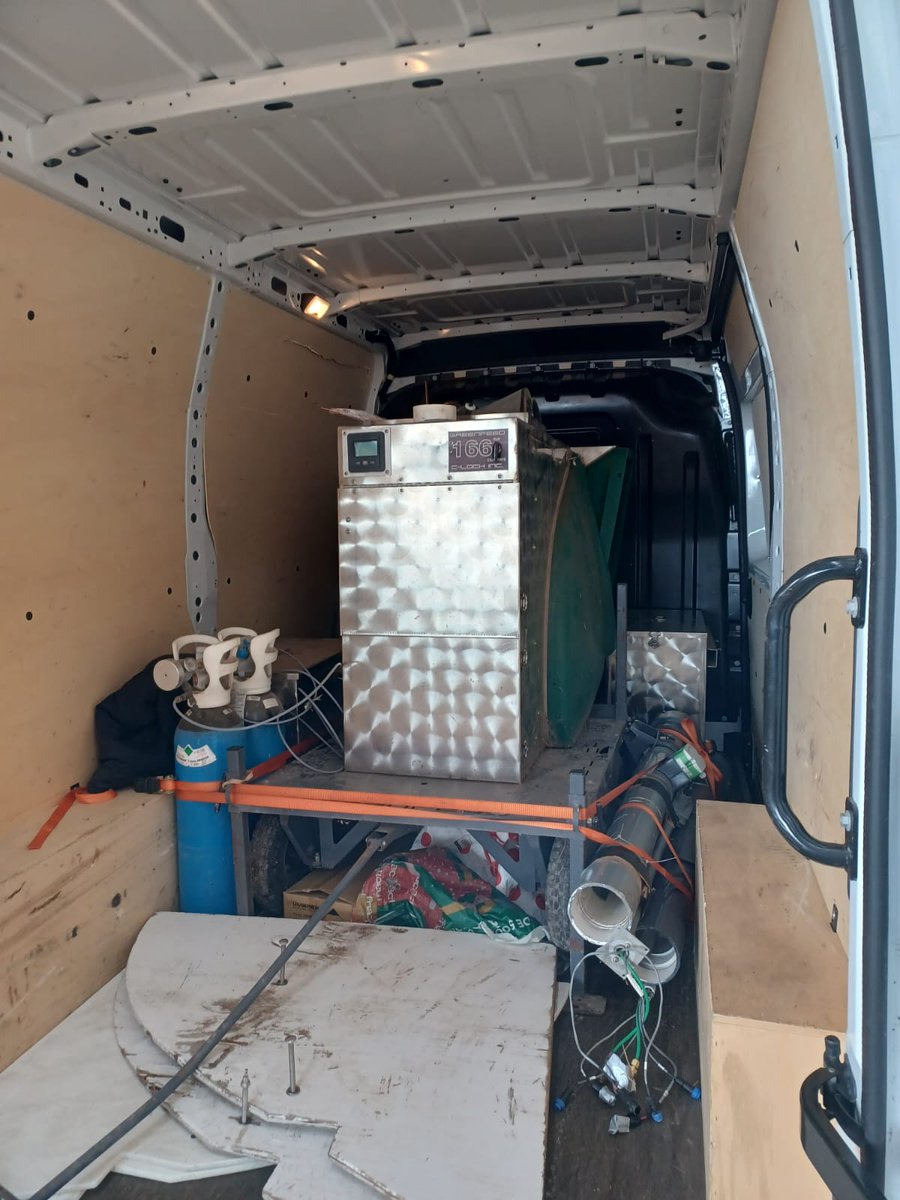 B_Rouille's tweet image. 🚨 Le #GreenFeed est en route pour les #Trinottières ! 

Prochain essai #METHALGUES : test d&apos;un additif à base d&apos;algues 🇫🇷 pour réduire les émissions de #méthane des vaches laitières.