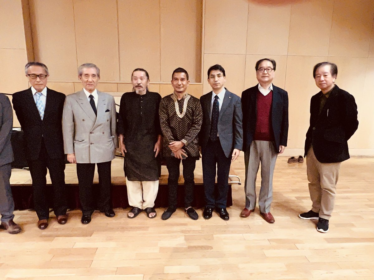 Healed the heart with hand and leg automatically with sitar music powerby Dr.sawn joshi and Tabala in Tokyo today night.
Appreciated program by japan nepal society.