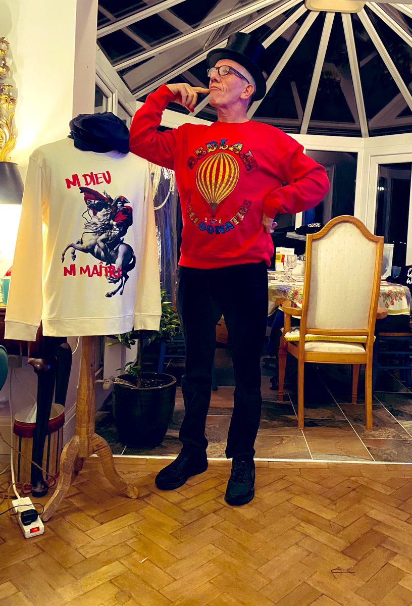 NewsfromBedlam's tweet photo. #RingMaster @drewpheus can now add #MrNovember #posterboy in the #EarlofBedlam calendar to his CV.
#Festive in his #Balloonatic fleecy #sweatshirt he tops the bill with #Brian in the #BigTop of #Bedlam - lavishly embroidered, these are so cozy it’s crazy.
https://t.co/aGtE0UH7cU https://t.co/UcmVMEPKox