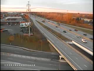 WWJTraffic's tweet photo. a look at the Sun over I-696 near Groesbeck, I-94 at Greenfield, I-96 The Jeffries at Schoolcraft & a look at I-275 near Mi Ave @JPaigeWWJ @TVreporter your next update here https://t.co/WYdIGkzMBX #TrafficAlert #traffic #DetroitForward https://t.co/pEuqrLNx3d