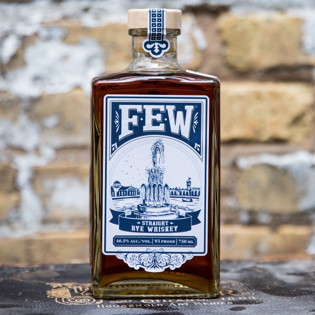 FEW Spirits Rye 🔹 bit.ly/3fGyyYU

From what used to be a dry county and the seat of prohibition, now comes some delicious spirits! Their Straight Rye boasts a hefty rye content that weaves well with the corn sweetness. Wonderful pepper spice with ginger and vanilla.
