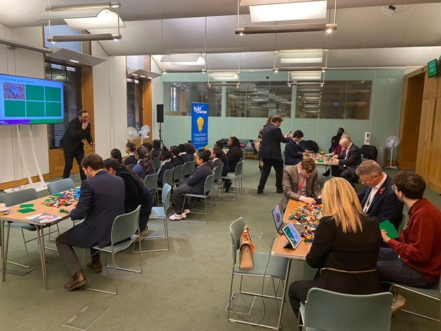 It was great to welcome MPs and Peers to our #BuildtheChange event in Parliament this morning. Through the power of #LearningThroughPlay, the builders of tomorrow 👷‍♀️👷‍♂️ are sharing their ideas for how we tackle the challenges of climate change 🌍