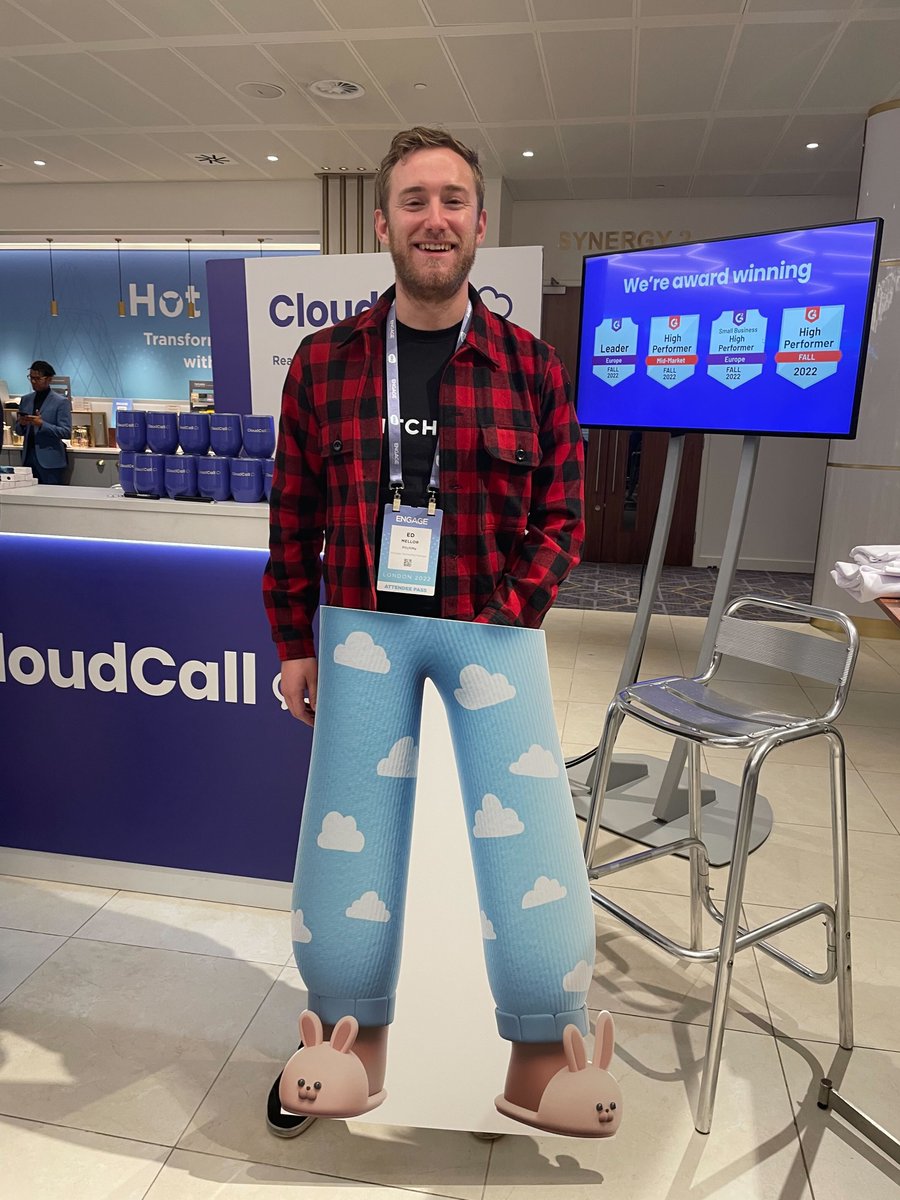 Be sure to say hello to Edward at <a href="/Bullhorn/">Bullhorn</a> Engage! 👋

Thanks to <a href="/CloudCall/">CloudCall</a>'s Laura Scott-Davies for taking this photo of him, we think he looks like the #KATSpyjamas 😸

#bullhornengage #recruitment