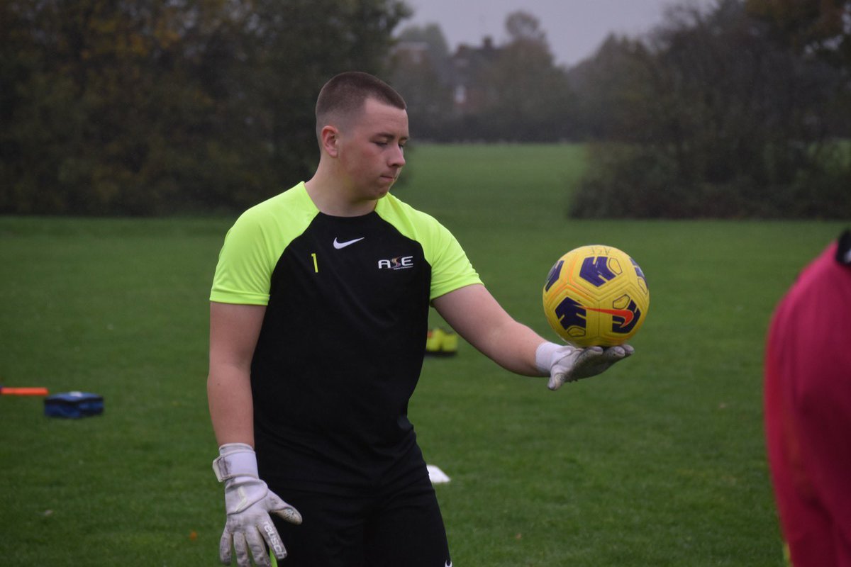 ASEFootballUK's tweet image. 🔝of the league, the work continues.