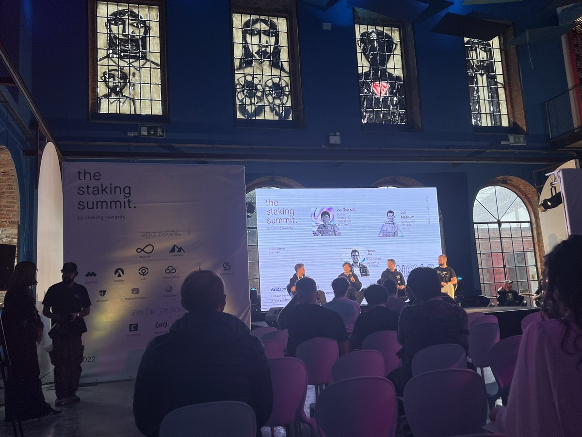 @makahealthtech is building staking into our platform so that every individual user can not just earn rewards, but also accrue even more MakaCoin based on their longterm investment back in the network and community. In Lisbon learning from industry leaders at #thestakingsummit