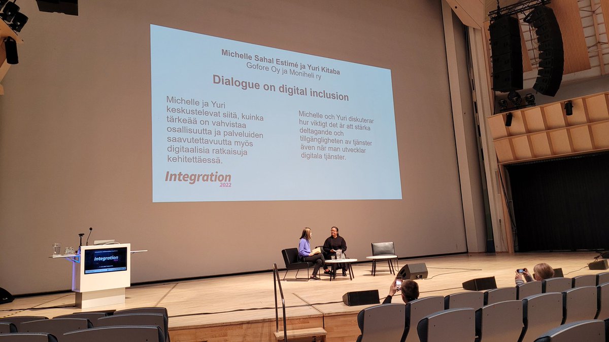 MoniheliRy's tweet photo. #integration2022 Nyt päälavalla @digiuphanke Yuri Kitaba @KitabaYuri ja Gofore oy:n Michelle Sahal Estimé puhumassa digipalveluiden suunnittelemisesta niin, että ne eivät estä osallisuutta ja kotoutumista.
@Kumppanuudessa @kotoutukenafi @KOTOoske @UUDELY @UUDELYtyokoto https://t.co/QM8TxjdcfW