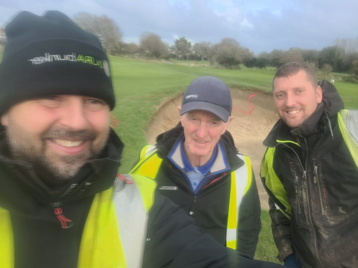 DuraBunker's tweet photo. 4 sites on the go this week - start of next phase @LinksGolfSussex completion of all greenside bunkers @DykeGolfClub1 &amp; @SMRGC_golf &amp; finish of phase 1 @ Ross on Wye GC  #sillyseason #lovinit #bunkerreno #designandbuild #managedcontracts #flexibleaaproach @EIGCA @greenkeepingmag https://t.co/uL0gu8pGh4