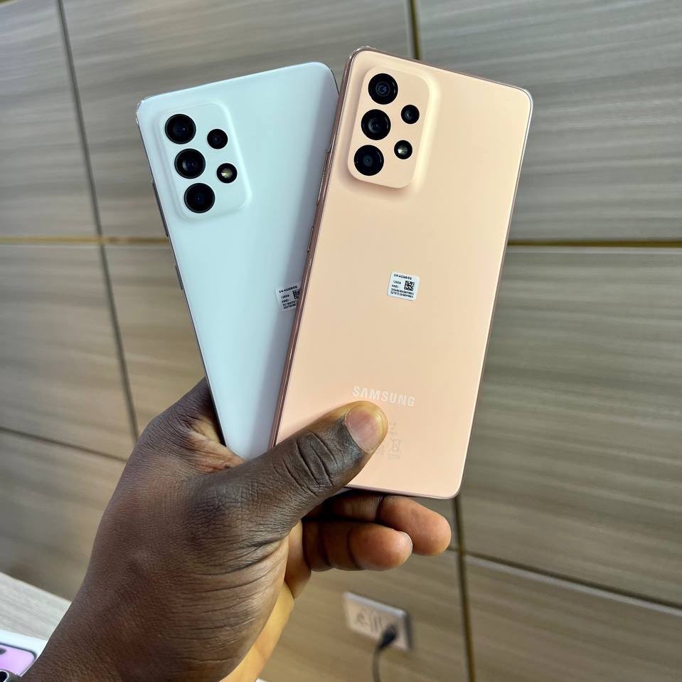 elitecomtech1's tweet image. Open Box without Carton Samsung Galaxy A53 (6+128) going for N215,000
Call or WhatsApp Elite ComTech +2348075837845 #EliteGadgets
#EliteSmartphones #EliteComTech #Elite
#EliteDeyForYou