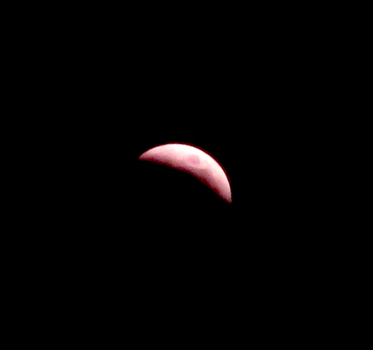 lingonerd's tweet image. 2022.11.08 Gwangju, South Korea 🇰🇷 

#lunareclipse2022
