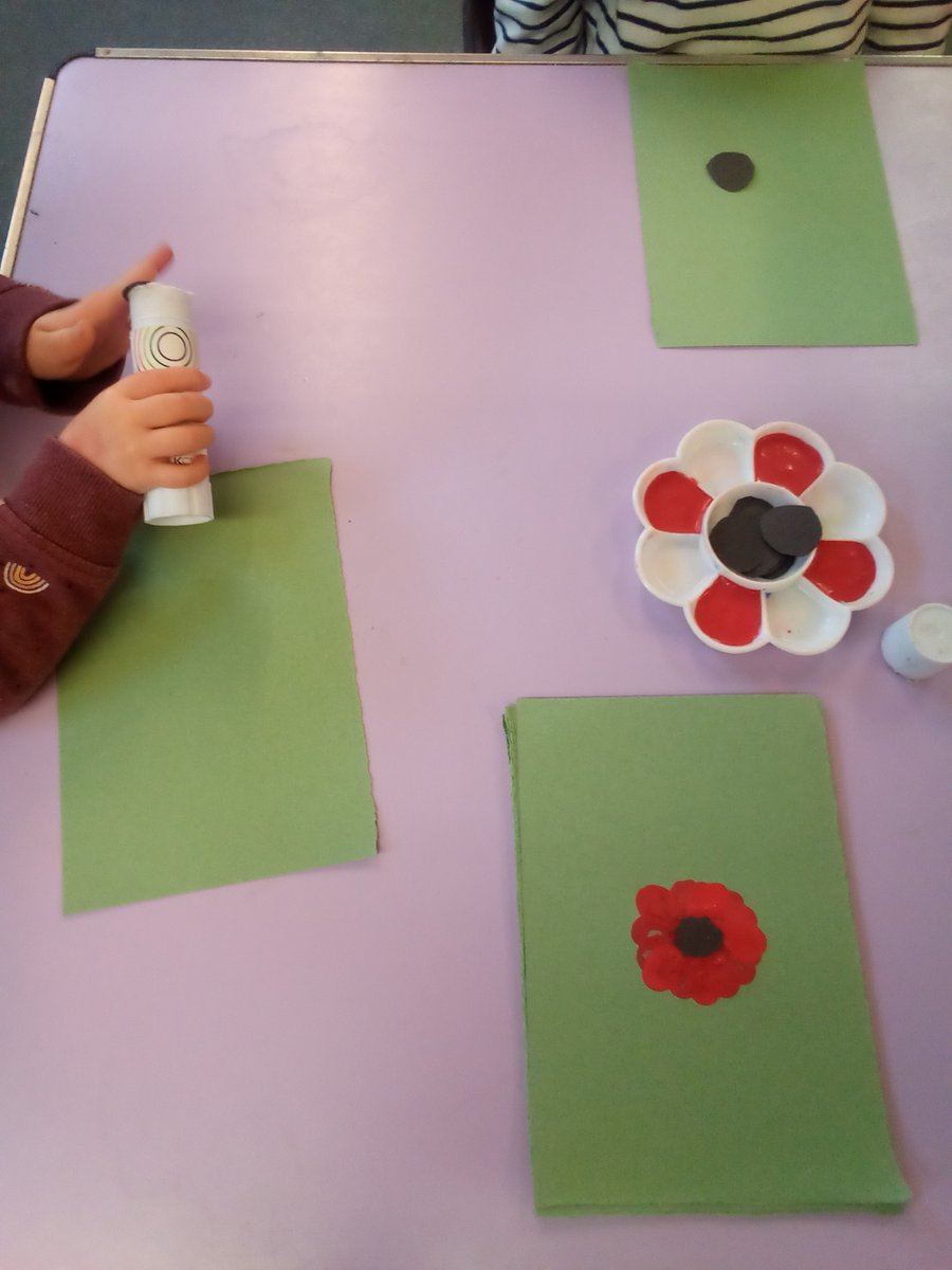 LionsPre's tweet photo. Today the children have started making their own poppies ready for rememberance day on friday.
We will continue to talk about this with different activities throughout the week.
#weareeducators #birthtofivematters #nursery #woodingdean #preschool #poppy #RememberanceDay https://t.co/3WaM8OUH95
