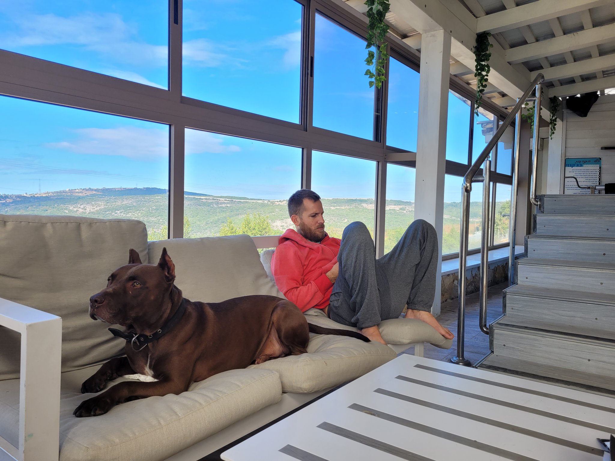 Tal Gilboa🇮🇱 on Twitter "ביום א בעודי מחפשת מקום לחופשה, מישהי שלחה