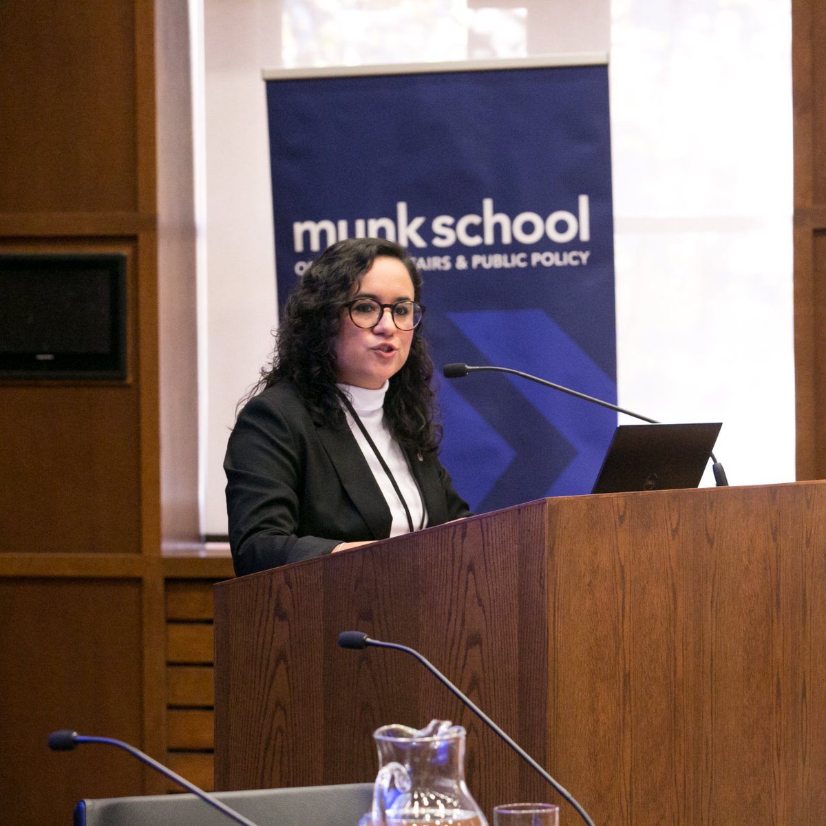 🎉Congratulations to <a href="/ReachAllianceTO/">Reach Alliance</a> <a href="/TecdeMonterrey/">Tecnológico de Monterrey</a> faculty mentor <a href="/izasiller/">Iza Siller</a> on receiving the <a href="/CSocialesTec/">CSocialesTec</a> Excellence in Teaching Award! It was a privilege to hear Prof Siller speak on #gender &amp; #economicgrowth at the Reach Research Conference in Toronto last week💡📈