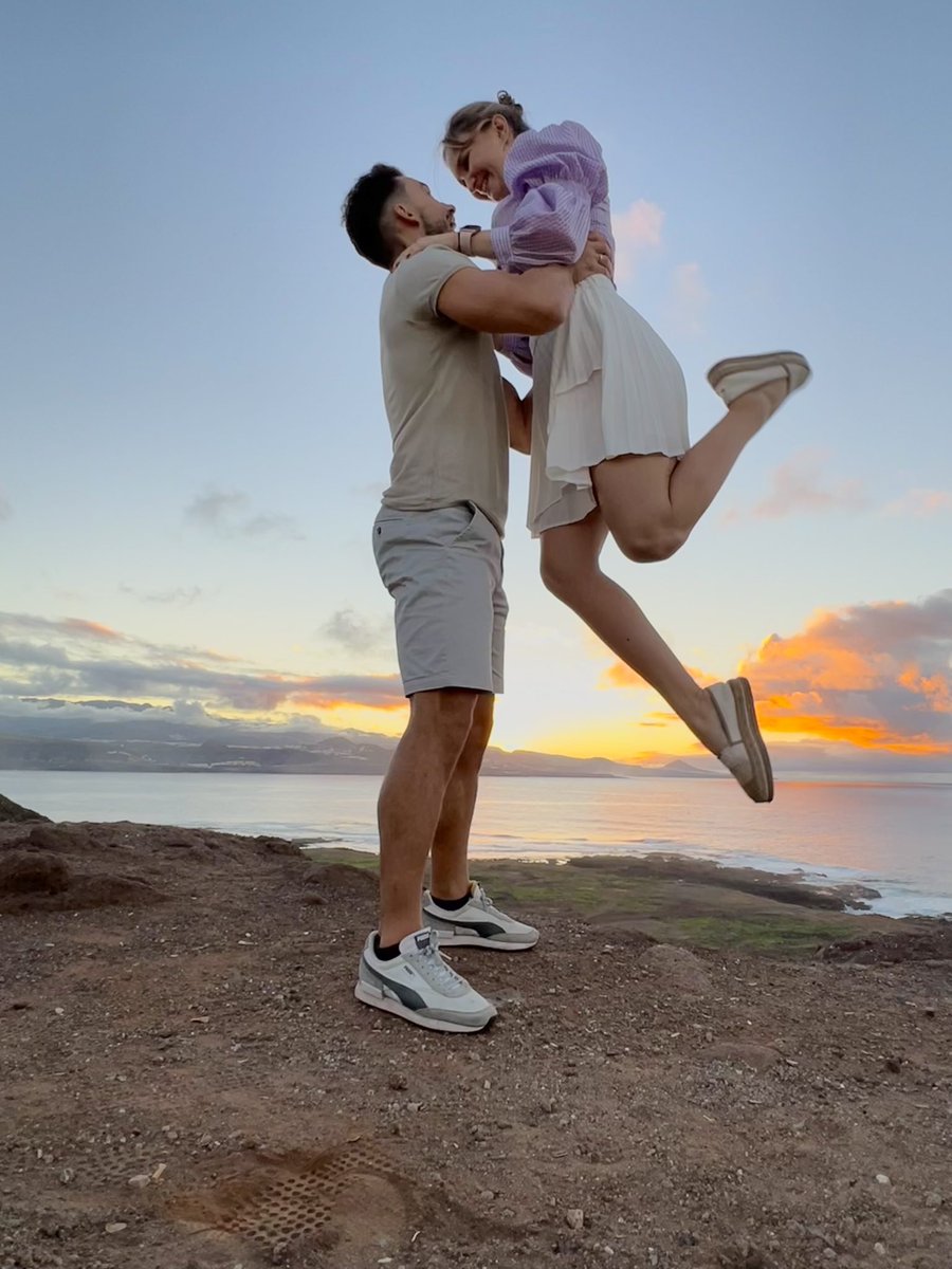 🌹🌷🌸🌼 tweet media