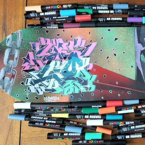 poscauk's tweet photo. Thank you @deux_lor for combining our two passions: skateboards and POSCA customisations! We are obsessed with how the texture shines through on this multi-coloured piece! 🙌

#Customdeck #Custom #CustomSkateboard #POSCAdeck #POSCAboard #Customize #Skate #Skateboarding https://t.co/tECr6m1wSA