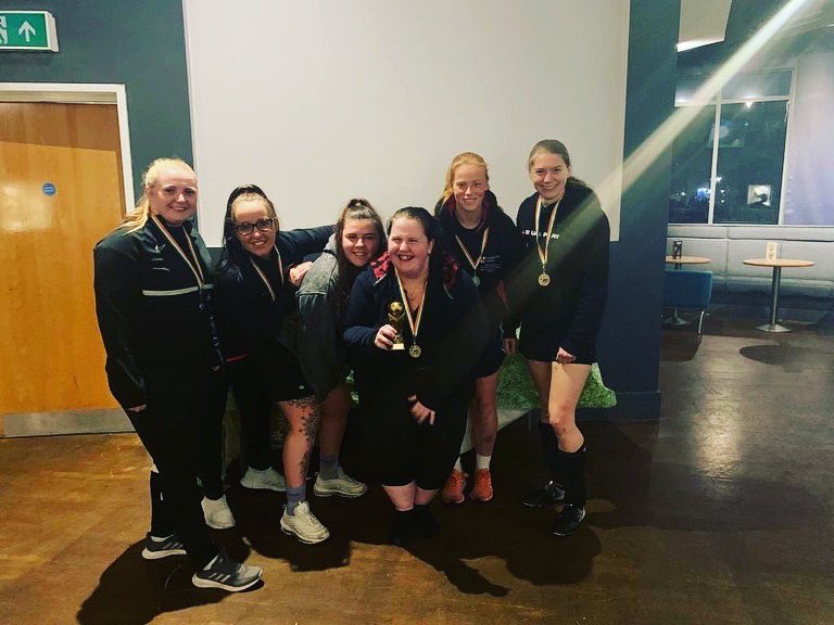 FemaleFootballFives tweet media