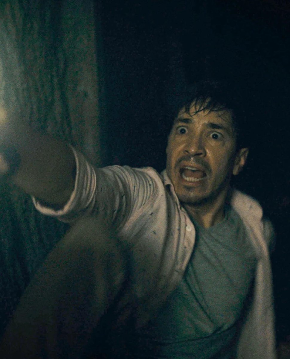 SableSouth's tweet image. Loved the movie Barbarian ! Def worth checking out, super creepy with a touch of humor. Poor Justin Long never stands a chance in a horror movie. #MovieReviews #barbarian #justinlong