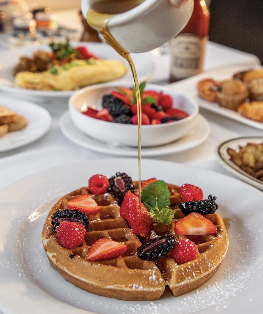 BenjaminSteak's tweet photo. When they say consistency is key, does eating breakfast at Benjamin's every day count?
๐ธ@sofiaeatsnyc
.
#Waffles #WafflesforBreakfast #WafflesLover #Breakfast #BreakfastFood #BreakfastTime https://t.co/b8Sks1B0F4