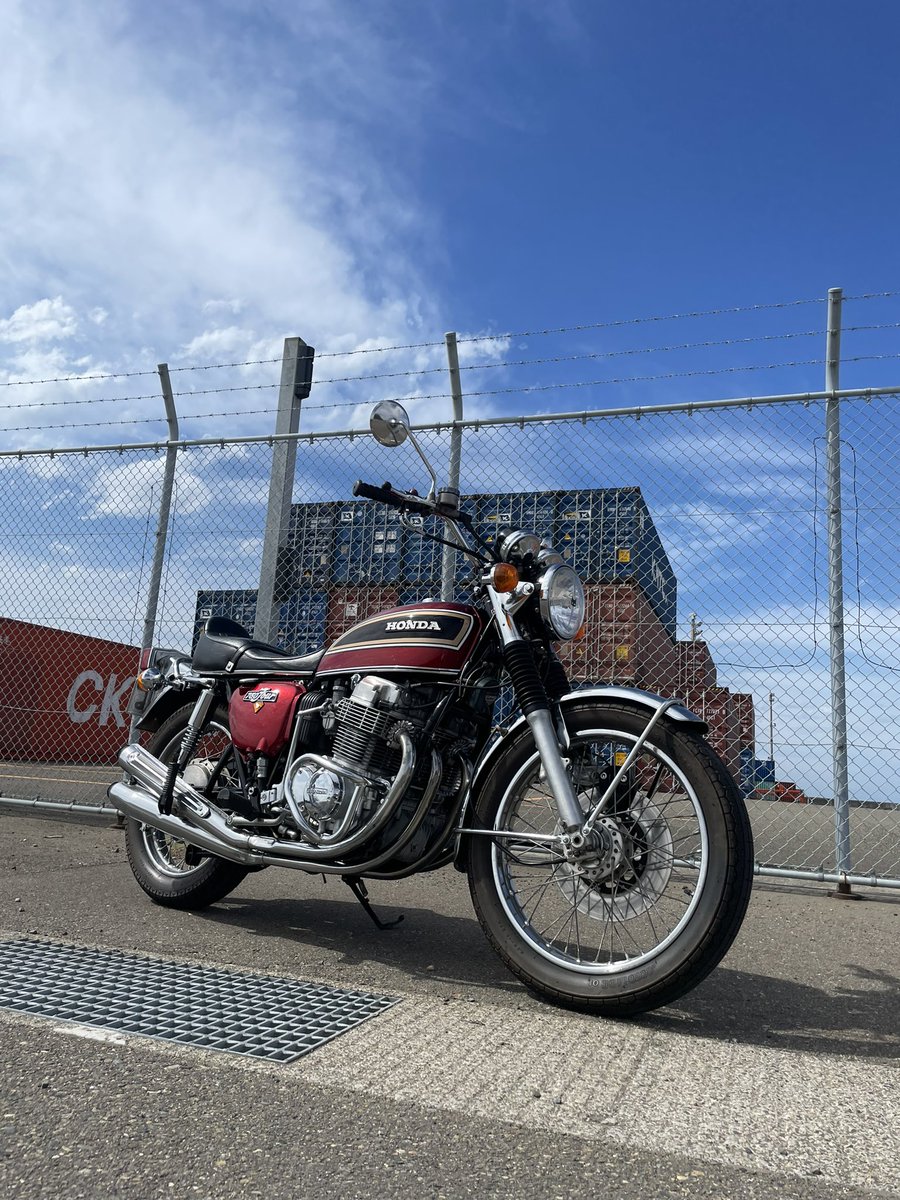 Yuucharoru's tweet photo. 乗り換えたので
#バイク乗りとして軽く自己紹介 
名前：ゆーちゃろす
性別：🙋‍♀️
身長：164
年齢：28歳
住み：新潟県
車種：ゴリラ、CB750four、
            たまーにGT乗ってます✨
一言：女子ツーとか憧れ
           よろしくお願いします꙳★
 #バイク好きな人と繋がりたい  #CB750k #z50j #4mini https://t.co/CrvAcvbcS3