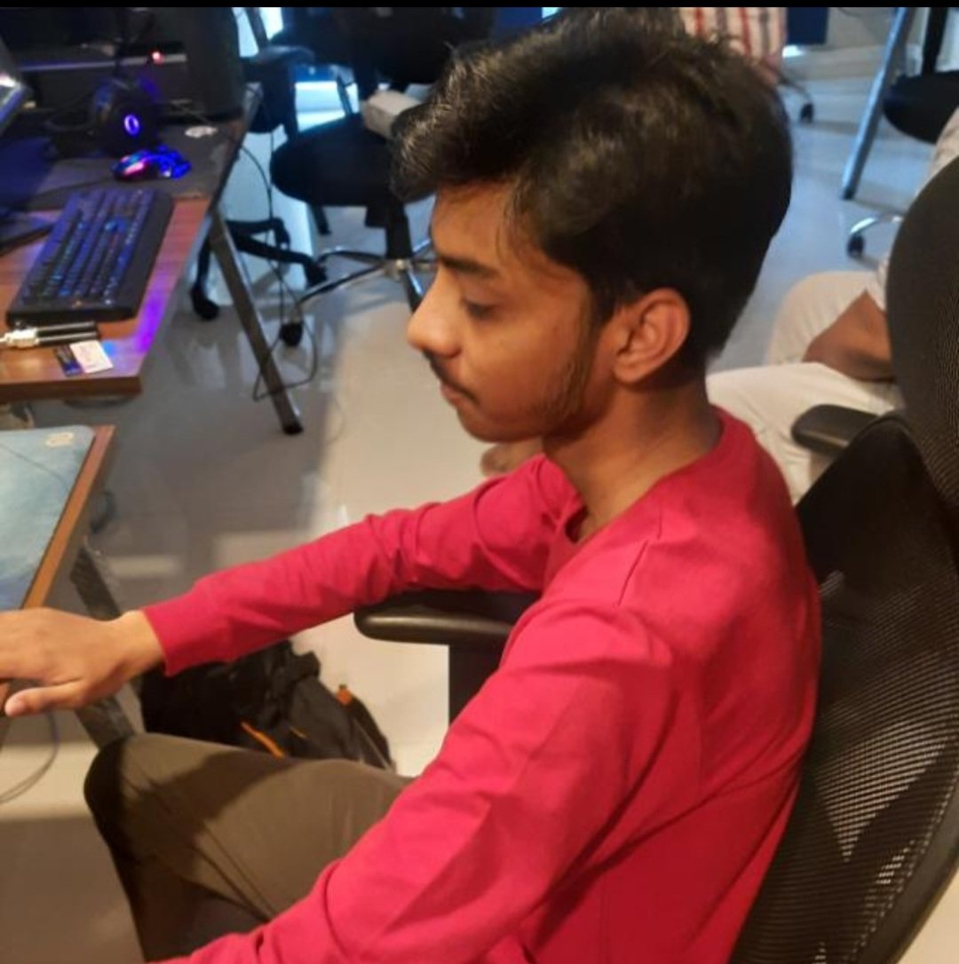 Presenting you one and only man who does not take bath for 10 straight days