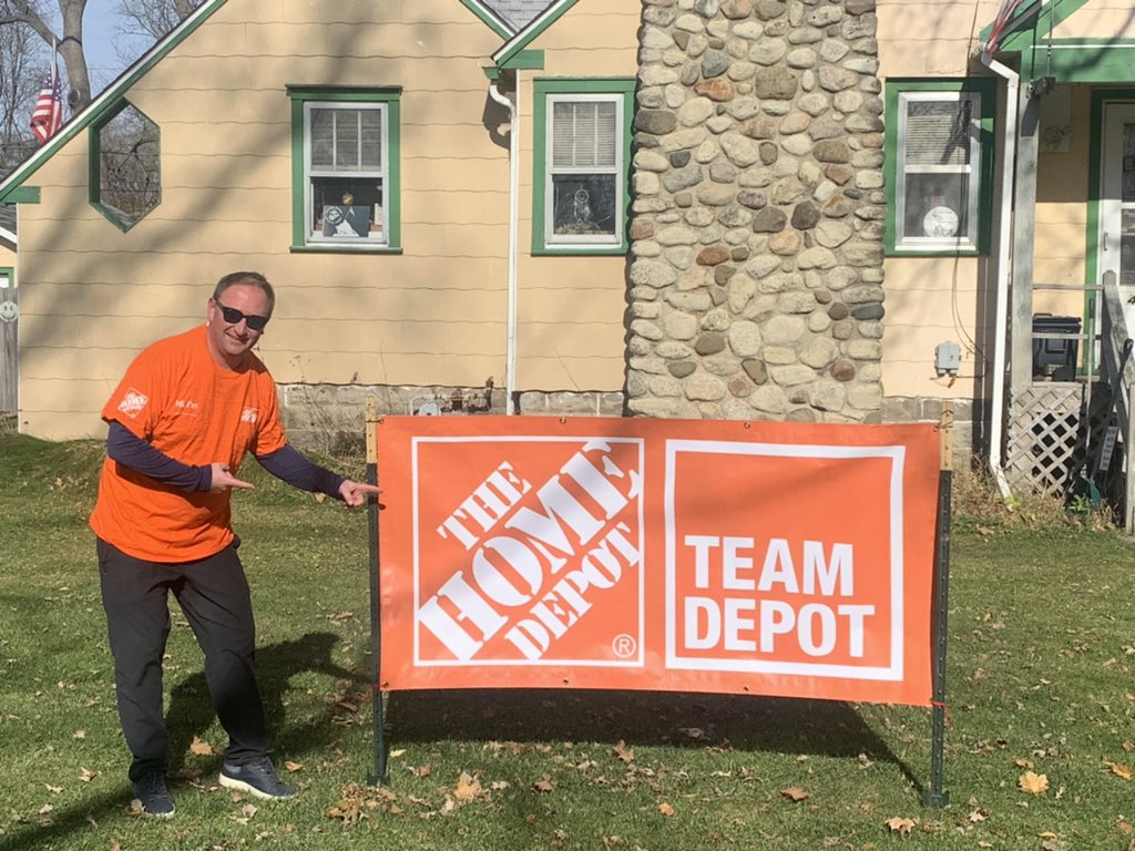 Geri Quirk-Blanken (@hdgeri1969) on Twitter photo D145 is at it again! Operation surprise getting ready to start for store 1944! Store manager <a href="/karch_mike/">Mike Karch</a> setting the sign and getting the delivery! This veteran will be so surprised 🇺🇸 <a href="/BrianLyonsHD/">Brian Lyons</a> <a href="/HDLeenaGonzalez/">Leena Gonzalez</a> <a href="/TeamDepotNoDiv/">Courtney Smith</a> <a href="/RayGrocke/">Ray Grocke1944</a> D145 is at it again! Operation surprise getting ready to start for store 1944! Store manager <a href="/karch_mike/">Mike Karch</a> setting the sign and getting the delivery! This veteran will be so surprised 🇺🇸 <a href="/BrianLyonsHD/">Brian Lyons</a> <a href="/HDLeenaGonzalez/">Leena Gonzalez</a> <a href="/TeamDepotNoDiv/">Courtney Smith</a> <a href="/RayGrocke/">Ray Grocke1944</a>