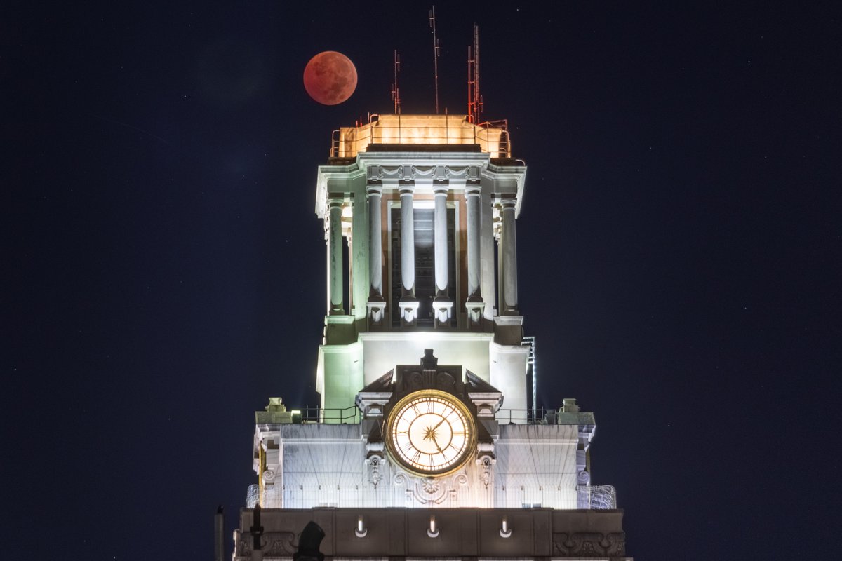 Even the moon looks better in burnt orange 🤘🌕🧡

📷 by <a href="/CockrellSchool/">Texas Engineering</a> graduate student Brandon Zupan