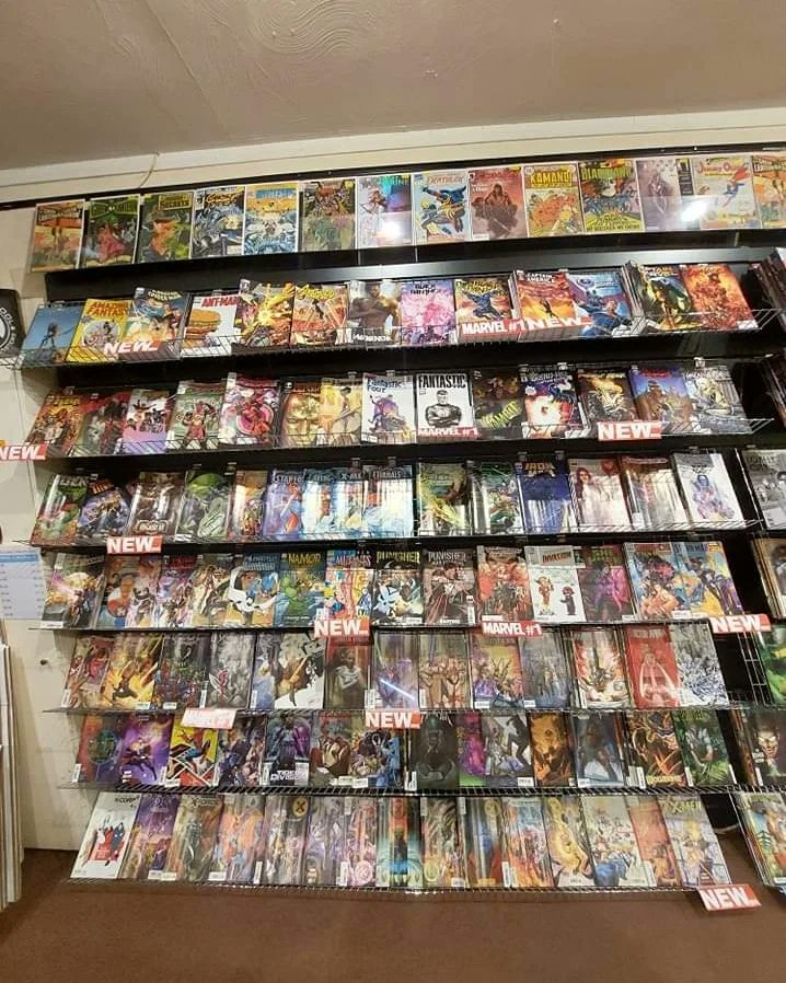 ChaosCityStA's tweet photo. It's Tuesday and you know what that means....Comics comics and more comics, all brand new ready for you beautiful people. Tomorrow you'll see Lucky as I'm stuck home with back pain๐ฅบ
#mewcomics #comicstoread #whatsnew https://t.co/S3uxCcGW7T