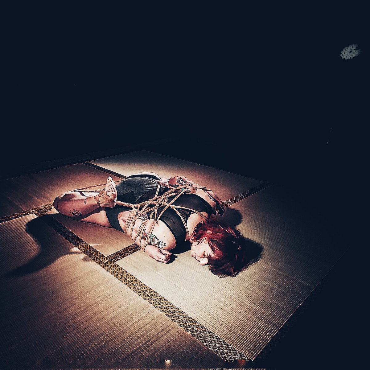 Oni_Ropes's tweet photo. Dense.
Modèle : @ doux.leurre_
Photo & Ropejob : @oni_ropes
#oniropes #ropebondage #ropelove #shibari #shibarirope #shibarimodel #ropebunny #ropeart #shibariphotography #shibaribondage #ropefun #shibaristudies #kinbaku #artbondage #bondagerope #alltiedup #futomomo #ropesessions https://t.co/gNVZsbvz3B