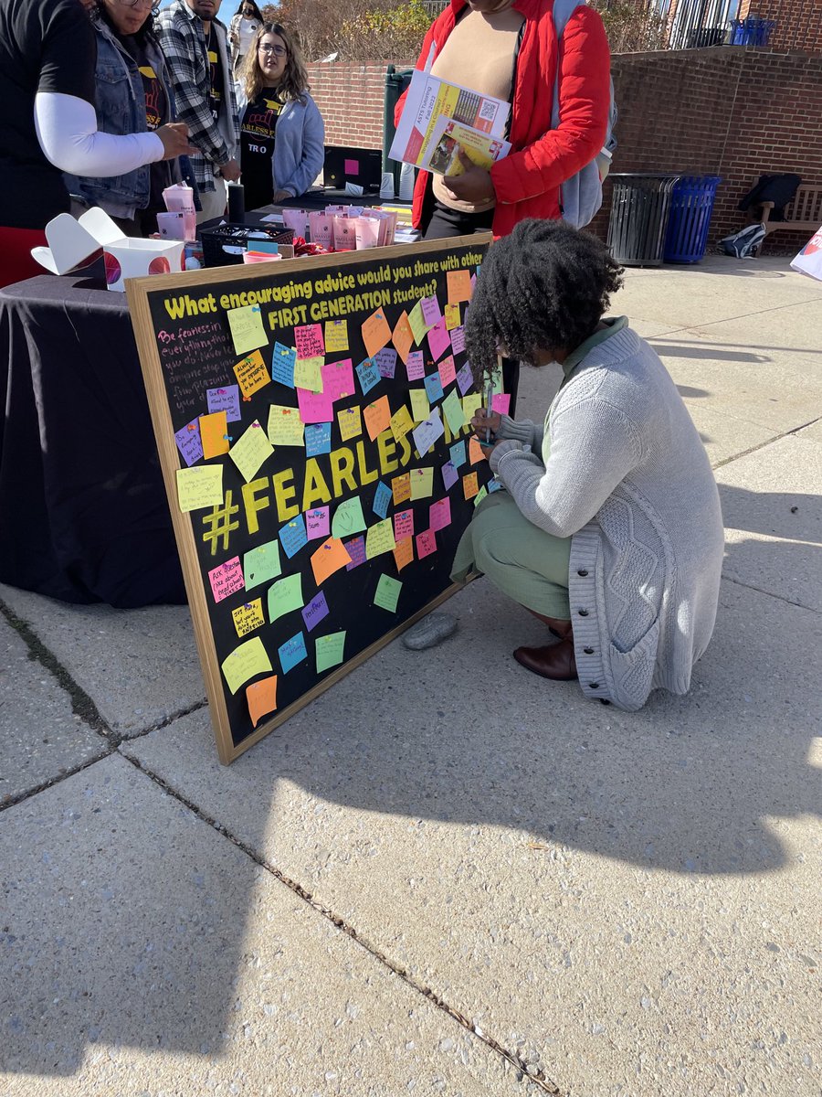 ugstumd's tweet image. Gorgeous day to celebrate #FearlessFirst #CelebrateFirstGen #Terps with ⁦@AAP_UMD⁩ (stop by Stamp until 2 pm)