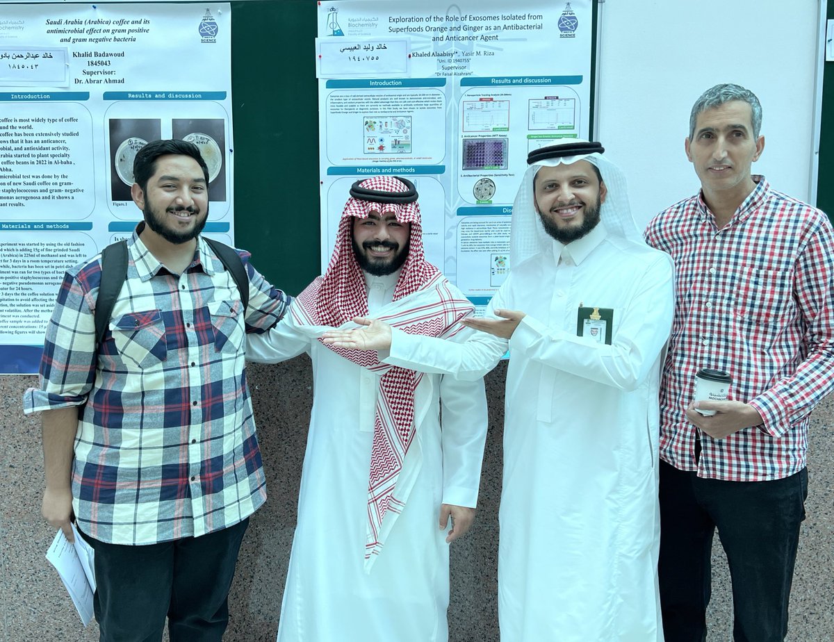 faisalzh's tweet photo. Ohhhhh “superfood” exosomes!!  

لأول مرة نستكشف مع طالب باكالوريوس مصادر طبيعية  للحويصلات خارج خلوية ( البرتقال و الزنجبيل).
الشكر موصول لقسمنا العزيز و لوحدة @NanoMed_CIPM على الدعم اللامحدود. https://t.co/BlPEgc7Qlk