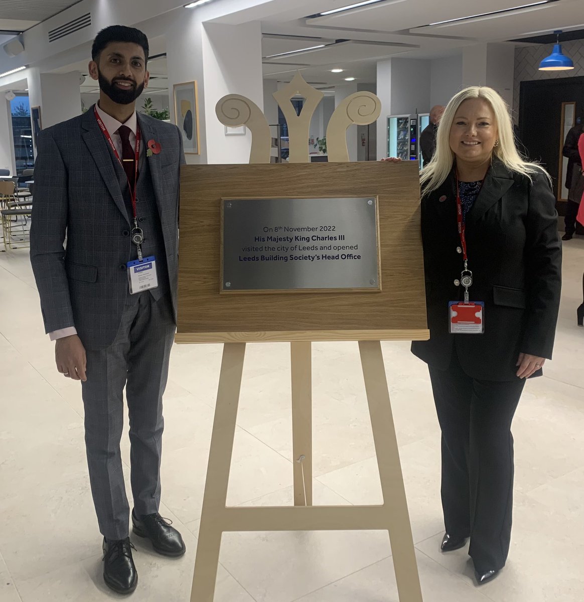 Feeling honoured to meet His Majesty King Charles during his visit to  Leeds today and have the opportunity to talk about financial inclusion and the impact of the cost of living crisis on our communities #RoyalVisit #CostOfLivingCrisis