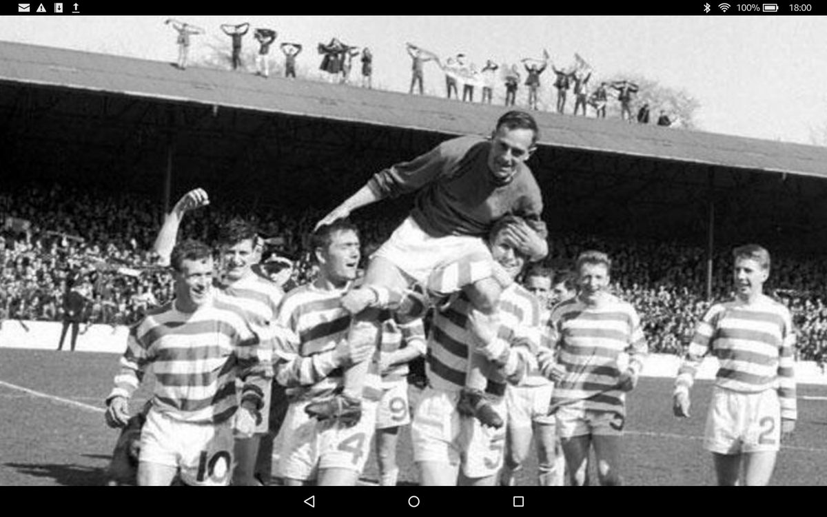 EvergreenCSC's tweet photo. Jimmy Cowan Evergreen bus for Motherwell leaves at 6:15 prompt.

🍀Following Celtic from the Gorbals for 100 years and more🍀 https://t.co/8gWPqZvvOp