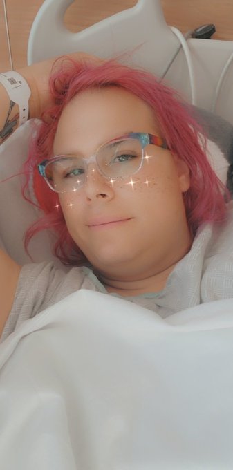 One more day to go home https://t.co/PLD44HqL4V