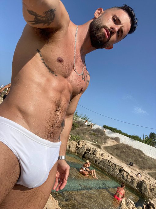 Summer memories ?? https://t.co/CRii5Ic3wl