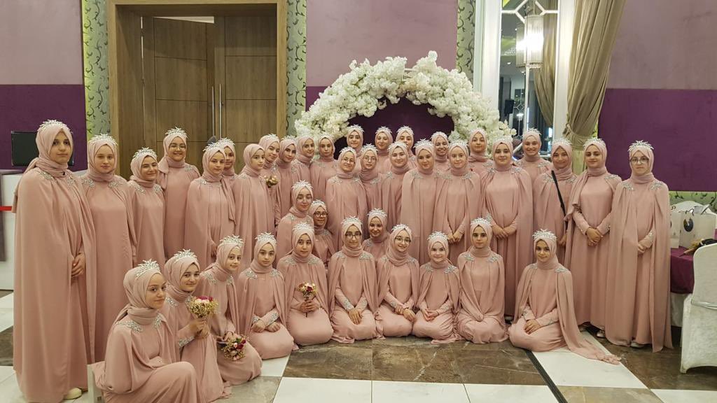 İstanbul Sancaktepe’de İcazet Merasimi! 

Sancaktepe Abdurrahmangazi İmam Hatip Ortaokulu ve Hacı Hemdiye Kahraman Kız Kur’an Kursu’nda öğrenim gören 41 hafız öğrencimize hafızlık belgeleri takdim edildi. Öğrencilerimizi tebrik ederiz👏<a href="/yilmaznazif/">Nazif Yılmaz</a> <a href="/mehmetnezirg/">mehmet nezir gül</a> <a href="/diyanetbasin/">Diyanet</a>