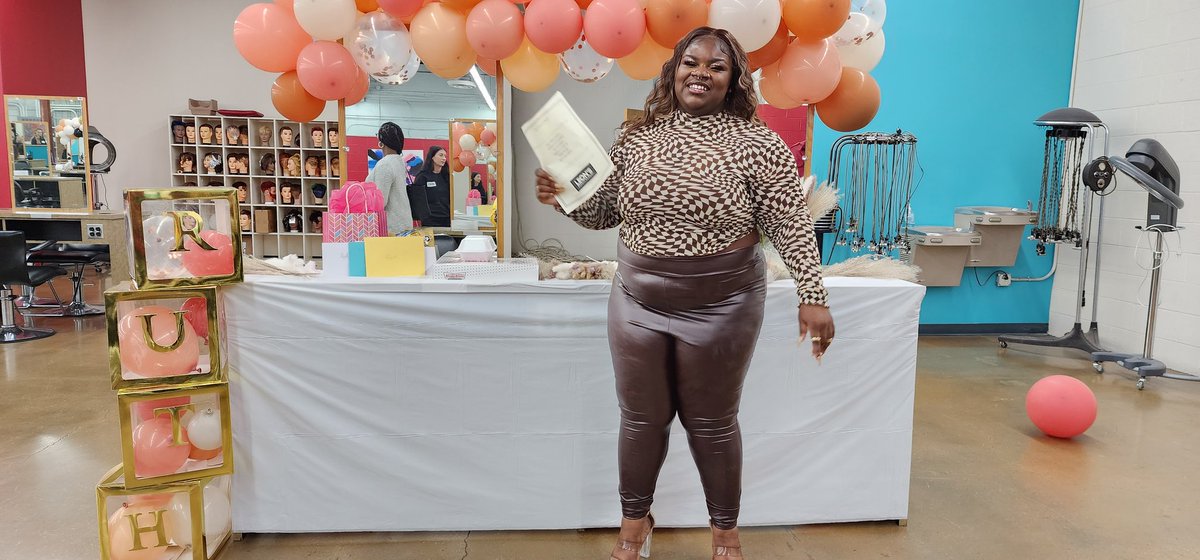 DrMutawally's tweet photo. #Congratulations to one of the #strongest, #bravest, and #loving young #women we have had the pleasure of #educating and #graduating. We are #proud of you. Continue to #DreamBIG in all that you do! @nagleee @page_counseling https://t.co/PaOWGJgYt8