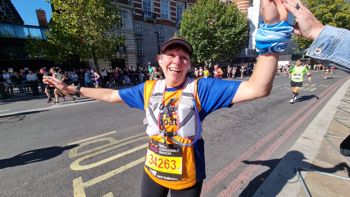 Congratulations to Jen Rawle who's completed the New York marathon, her third one raising funds for #Fowey @RNLI #lifeboats. Jen has raised over £1,100 for us so far and there's still time to support her amazing fundraising effort at justgiving.com/fundraising/je… Well done Jen