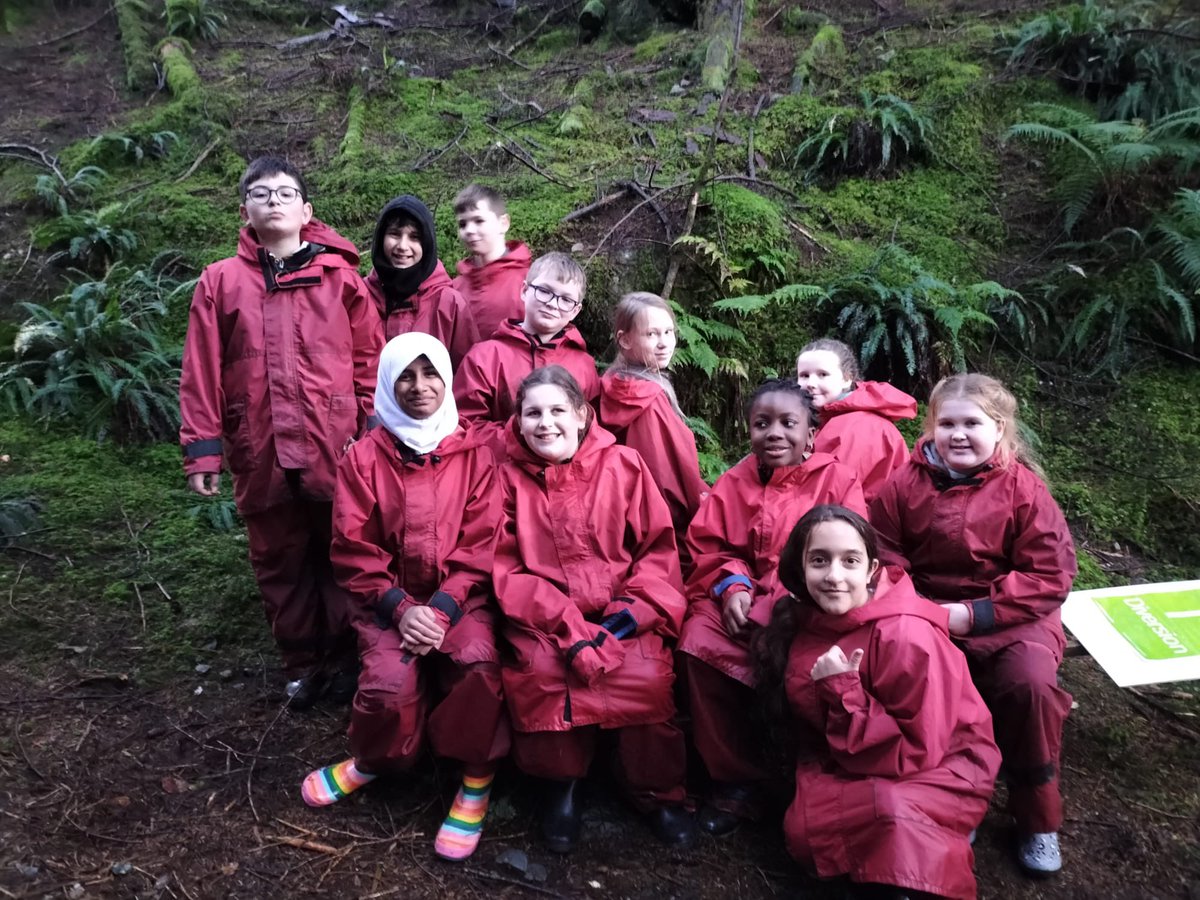 MurrayburnP's tweet photo. Group 4 at the beginning of their muddy forest walk this afternoon. They didn’t look like this at the end 😂! All clean and ready for dinner now! #murrayburn @murrayburnht https://t.co/H7R0ZX3Gea