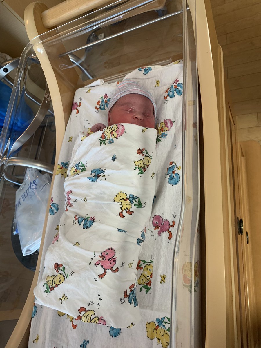 Literally the happiest most insane thing to ever happen… I’m the luckiest man alive to have a healthy babygirl as my first born! Telling everyone life is precious and I really hope y’all get to experience this for yourselvesI’m gonna love and protect this girl with my life😭❤️