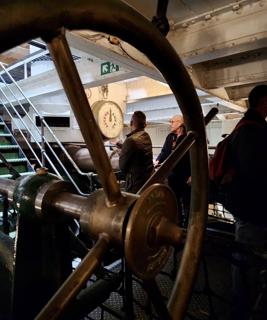 4Sqn_RLC's tweet photo. 4 Sqn ROG visited Portsmouth Historic Dockyard last Wednesday as part of their educational package. A perfect day out for the troops to learn about British Naval history. Upon the visit, the troops will deliver presentations on HMS Warrior, HMS Victory and HMS M33 next week. ♓️💪🏼 https://t.co/l4QMgAqnTA