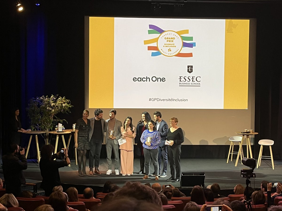 Louise Moulié (@louisemoulie) on Twitter photo « Tou.te.s les managers de demain doivent être des managers de la #diversité et #inclusion » - <a href="/CDardelet/">Chantal Dardelet</a>
<a href="/essec/">ESSEC Business School</a> récompensé pour son projet « fresque de la diversité »
Coup de ❤️ pour <a href="/eachOne_co/">each One</a>
Bravo aux lauréats prix diversité culturelle du #GPDiversitéInclusion 🎉🏆 « Tou.te.s les managers de demain doivent être des managers de la #diversité et #inclusion » - <a href="/CDardelet/">Chantal Dardelet</a>
<a href="/essec/">ESSEC Business School</a> récompensé pour son projet « fresque de la diversité »
Coup de ❤️ pour <a href="/eachOne_co/">each One</a>
Bravo aux lauréats prix diversité culturelle du #GPDiversitéInclusion 🎉🏆