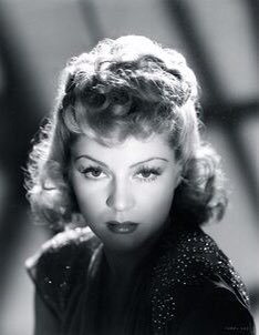 melanie_mjk's tweet photo. Claire Trevor as Velma Valento in Edward Dymtryk’s successful film noir ‘Murder My Sweet’ 1944. 🌟#Noivember #FilmNoir #FilmTwitter https://t.co/ea8jCnYTJ4