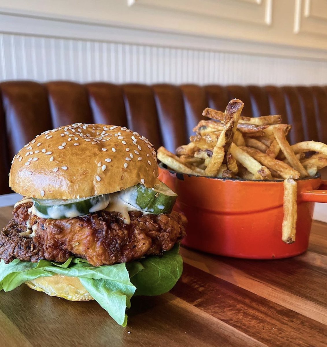 Great day for a juicy and  crispy chicken sandwich.
Buttermilk brined crunchy goodness. Crispy Gee. 
Order thru your fav app or get it on location at @whiskeydiner today! 
#pennquarter